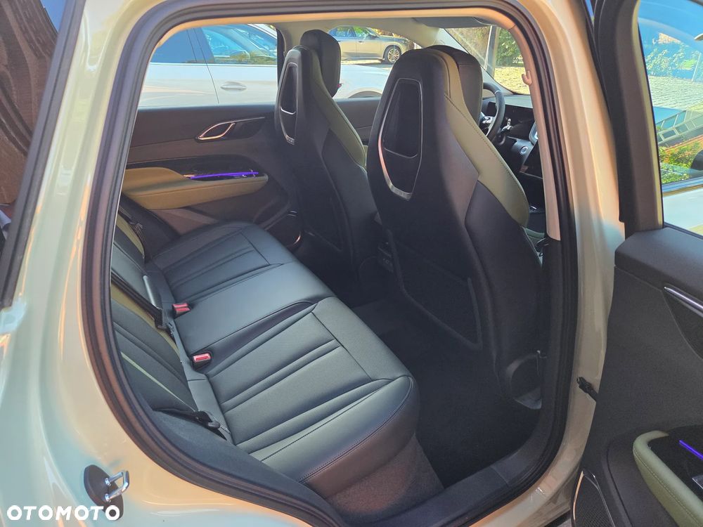 Hongqi HS3 1.5T FWD - 28