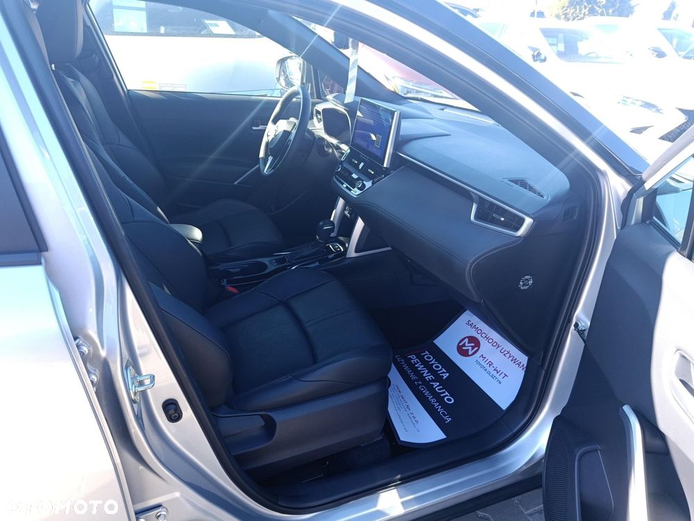 Toyota Corolla Cross 2.0 Hybrid Executive - 28