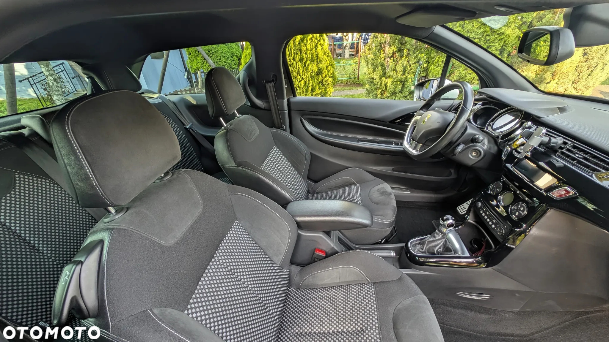 Citroën DS3 1.6 e-HDi SoChic - 7