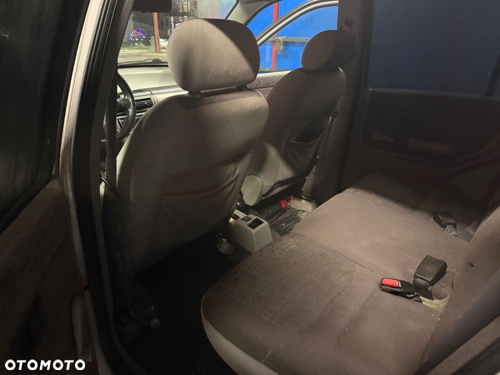 Land Rover Freelander 2.0 D - 8