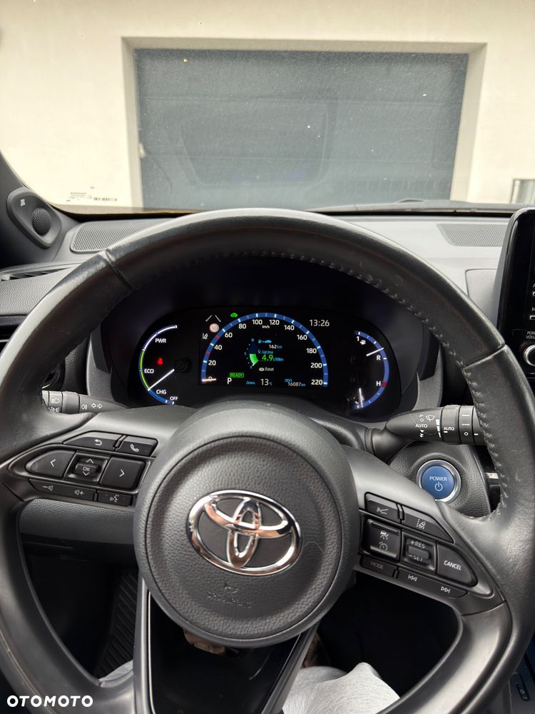Toyota Yaris Cross - 16