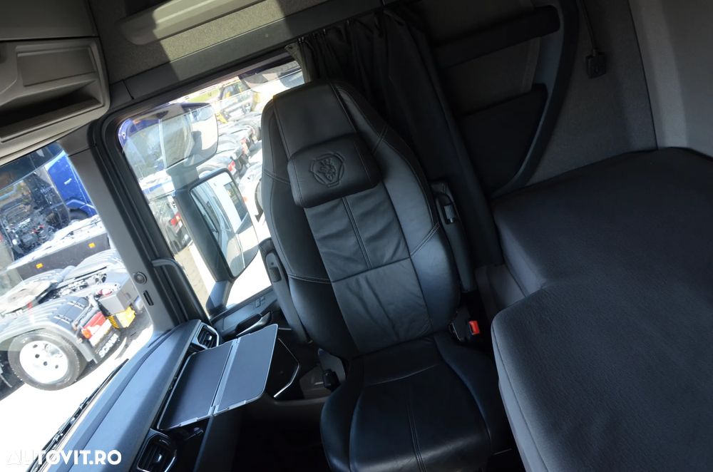 Scania R 450 / KLIMA P. / ACC / NAVI / FULL LED / SKÓRA / WAGA / DE 0067 - 26