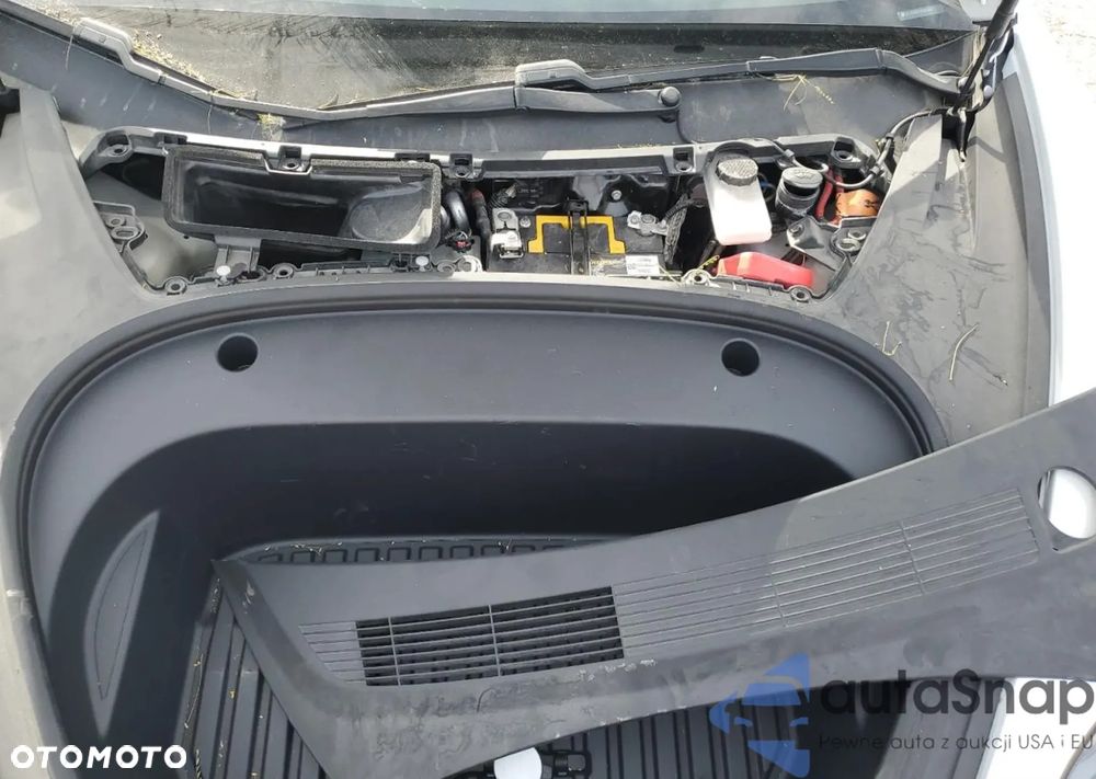 Tesla Model 3 Langstreckenbatterie Allradantrieb Dual Motor - 11