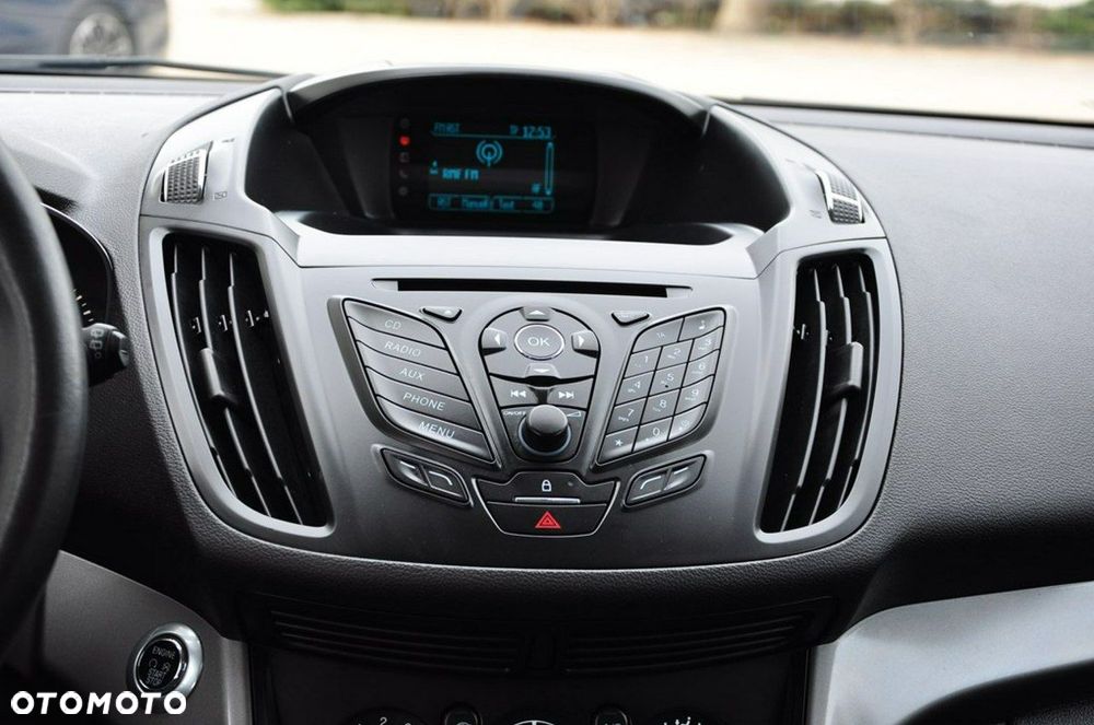 Ford Kuga - 34