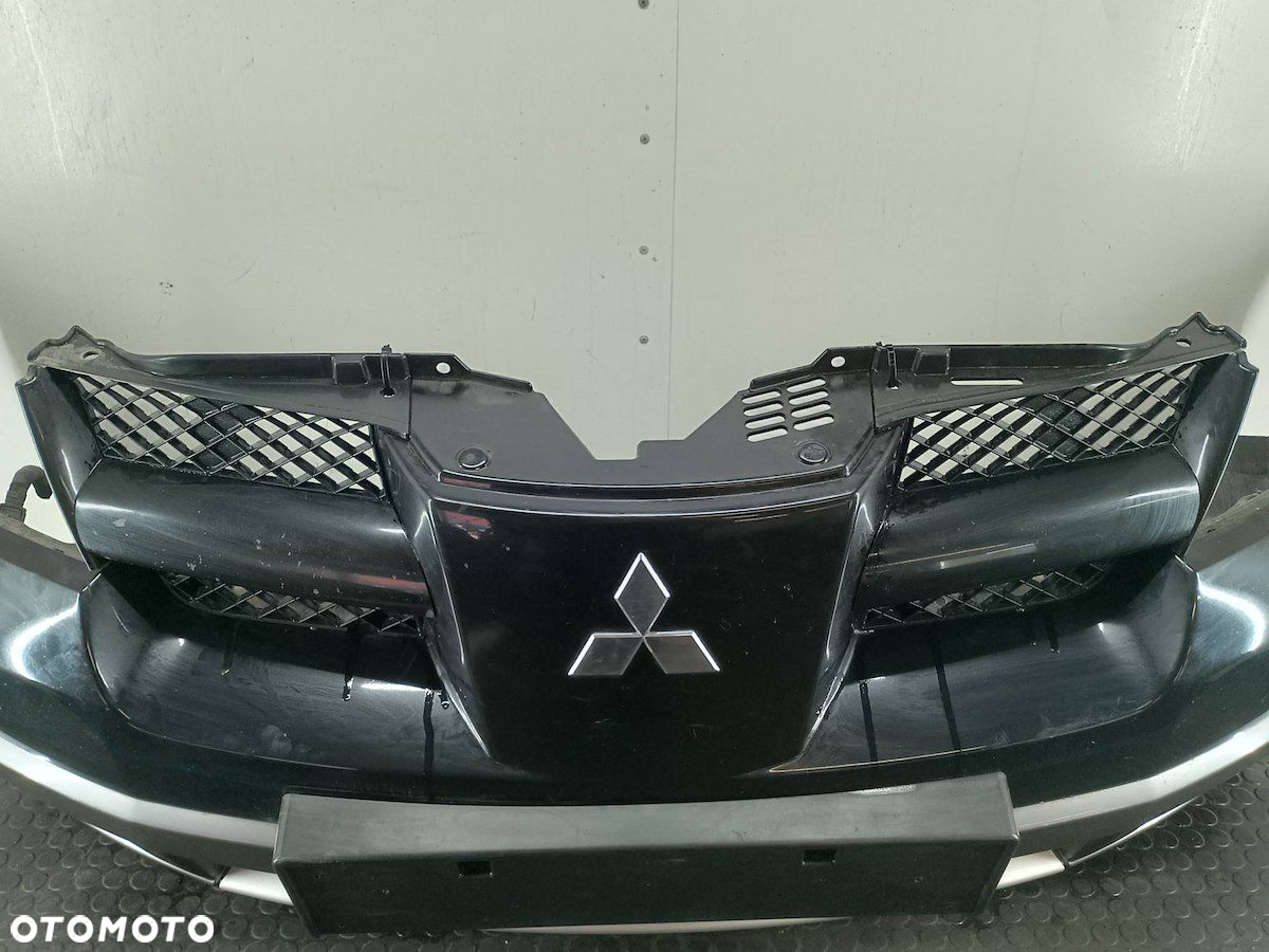 ZDERZAK PRZÓD MITSUBISHI OUTLANDER I ( 01-06 ) X42A - 7