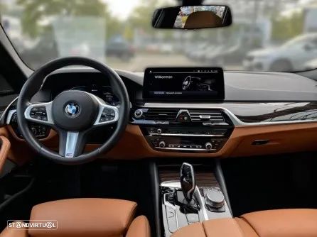 BMW 530 e Line Luxury - 14