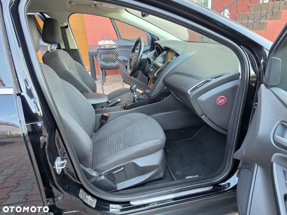 Ford Focus 1.5 TDCi DPF Start-Stopp-System Titanium - 16