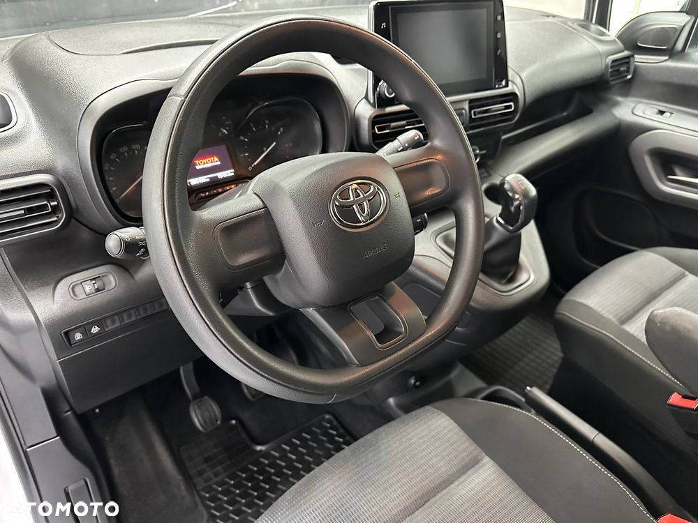 Toyota Proace City Verso 1.5 D-4D Family - 11