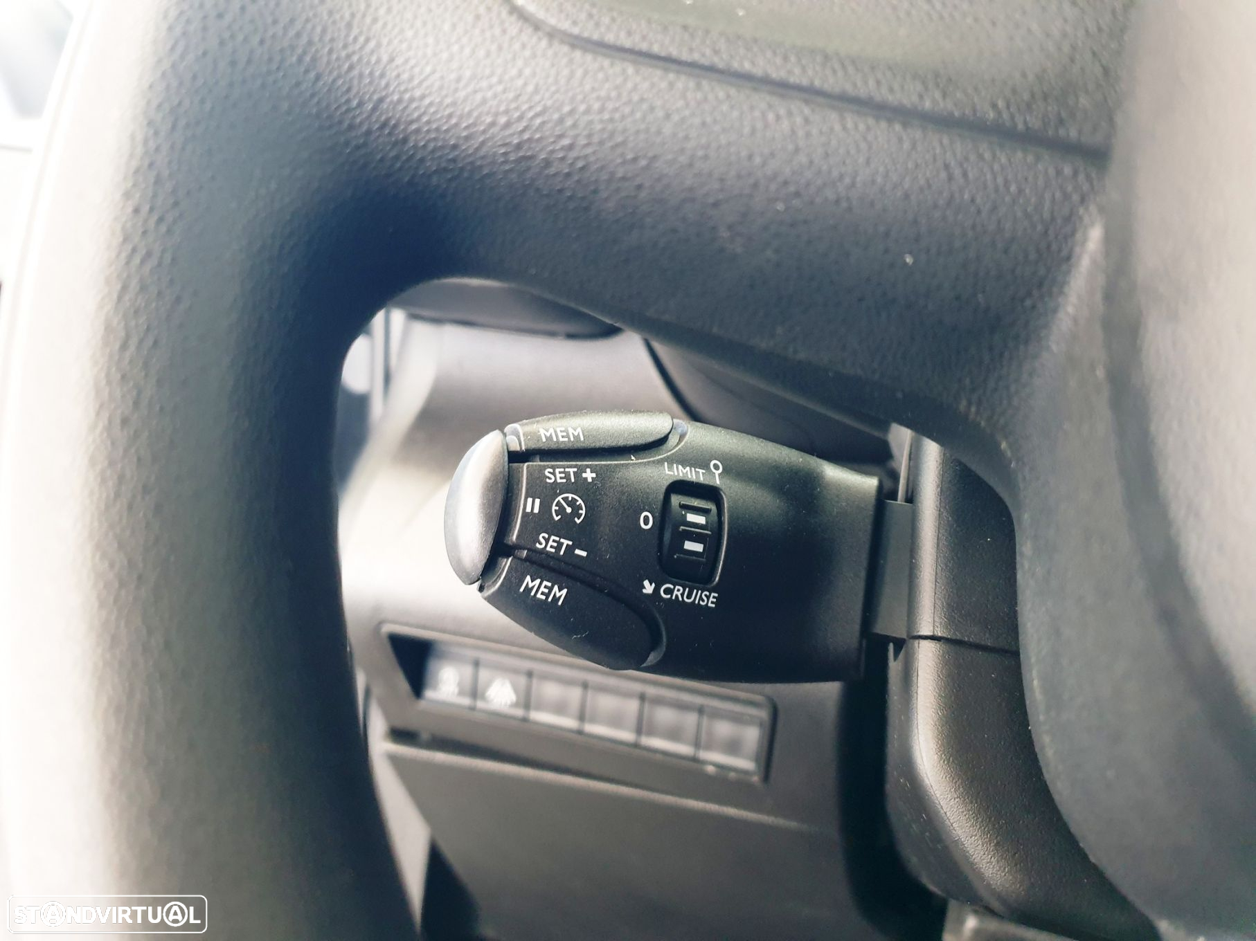 Citroën Berlingo 1.2 PureTech M Shine - 14
