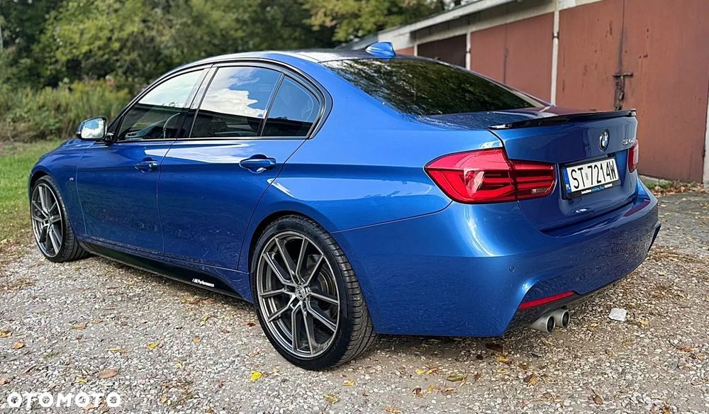 BMW Seria 3 320d - 25