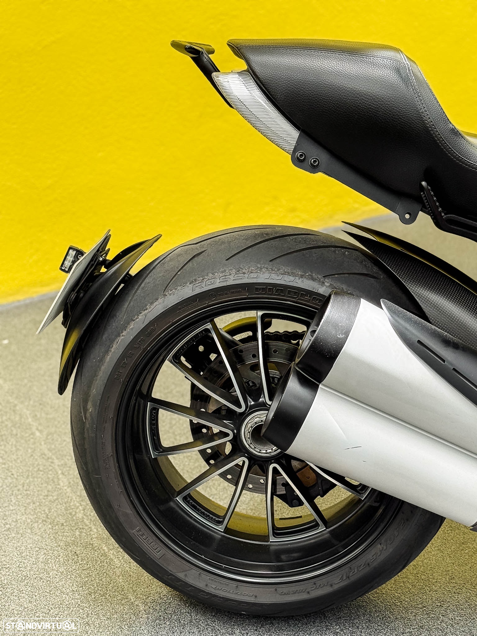 Ducati Diavel Carbon - 7