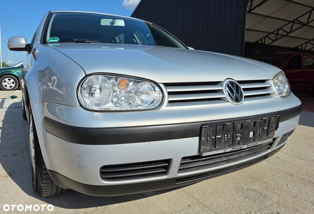 Volkswagen Golf 1.4 Comfortline - 4