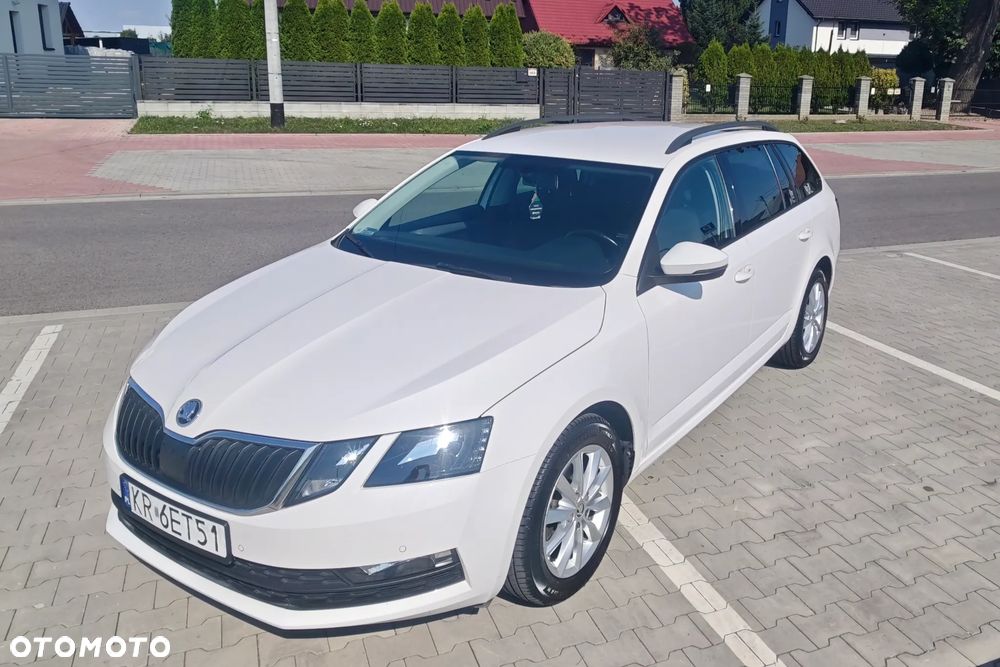 Skoda Octavia 1.6 TDI Active - 1