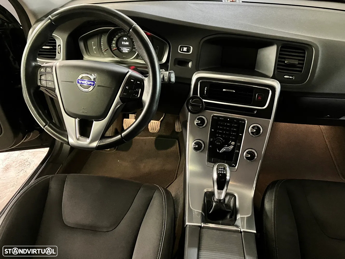 Volvo V60 1.6 D2 Kinetic Eco - 30