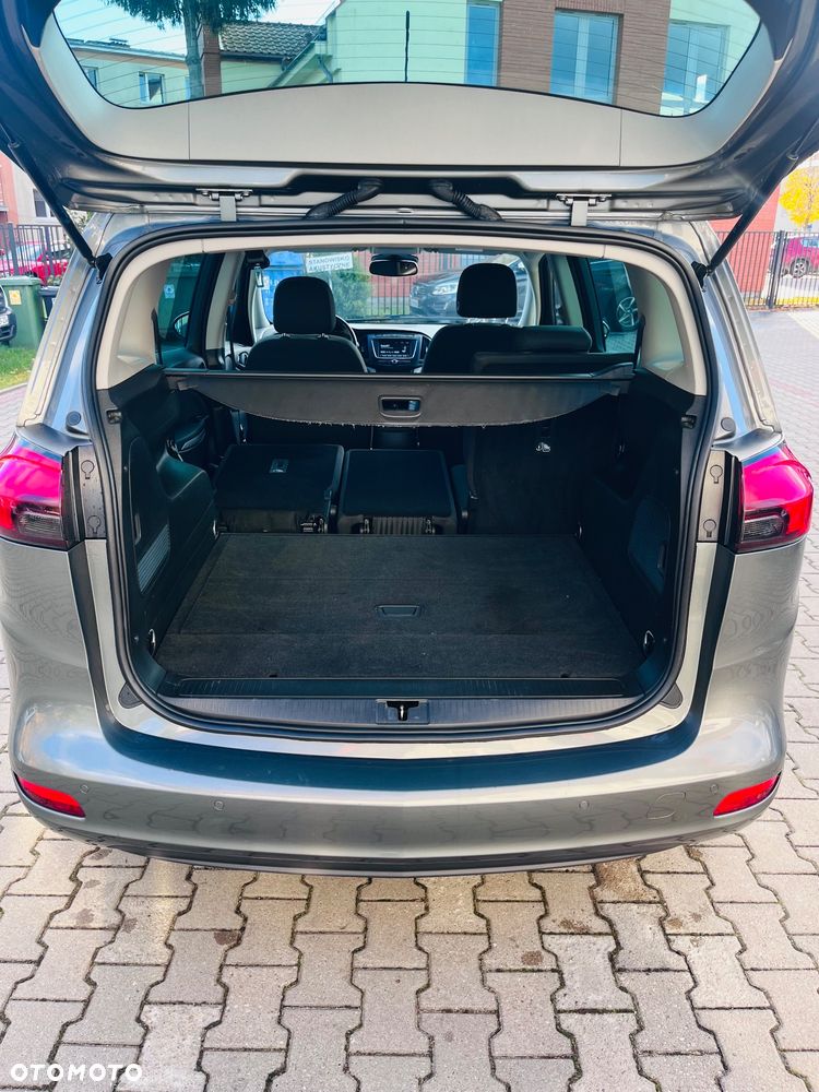 Opel Zafira - 27