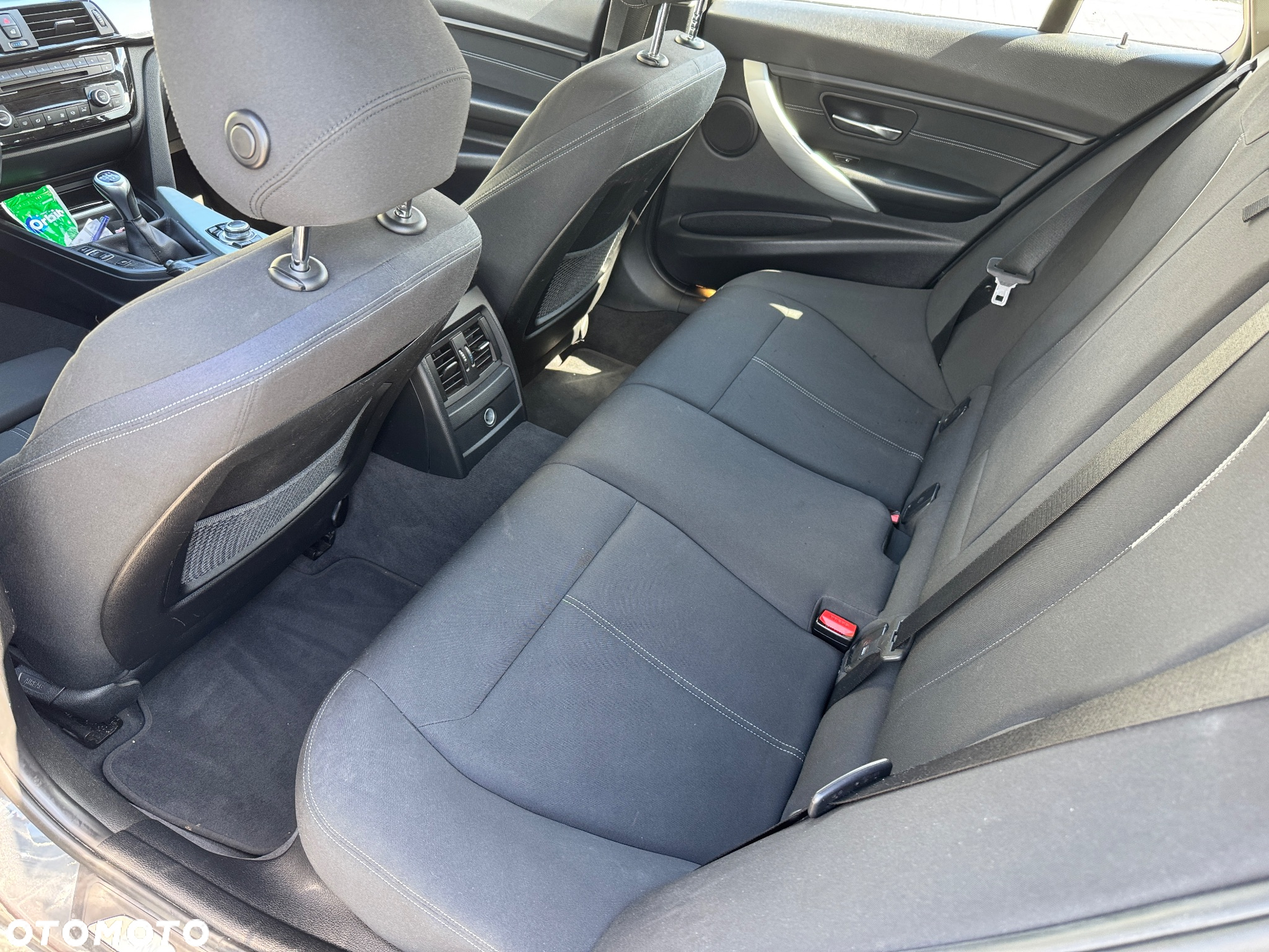 BMW Seria 3 318d Touring Sport Line - 18
