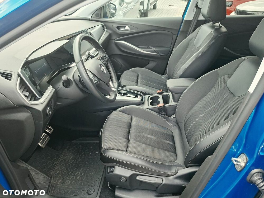 Opel Grandland 1.2 T Business Elegance S&S - 11