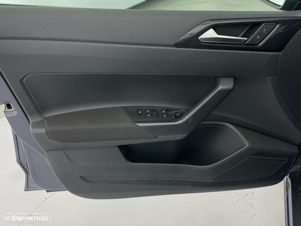 VW Polo 1.0 TSI Urban DSG - 15