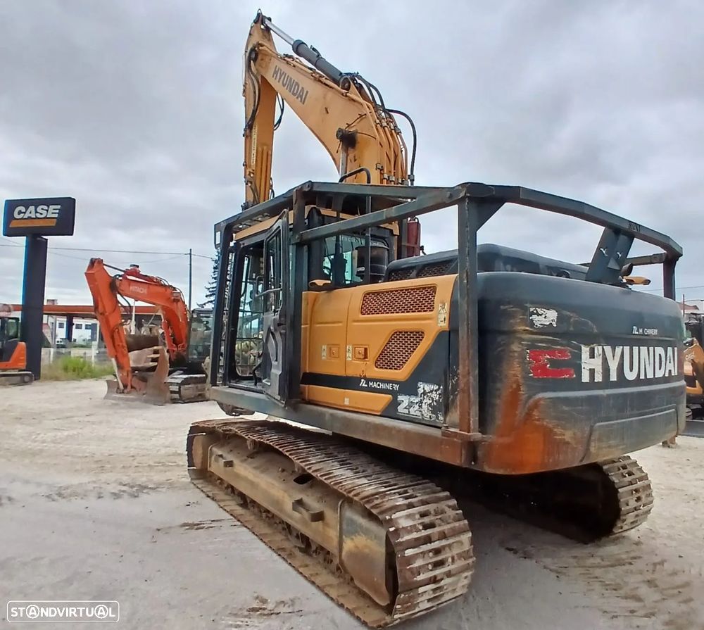 Hyundai HX220L e Cabeça Logmax 6000 Escavadora Florestal - 3