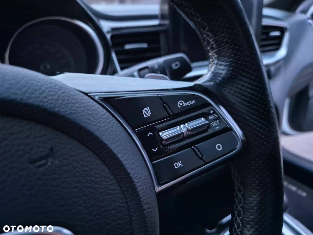 Kia ProCeed 1.6 CRDi DCT7 SCR GT LINE - 17