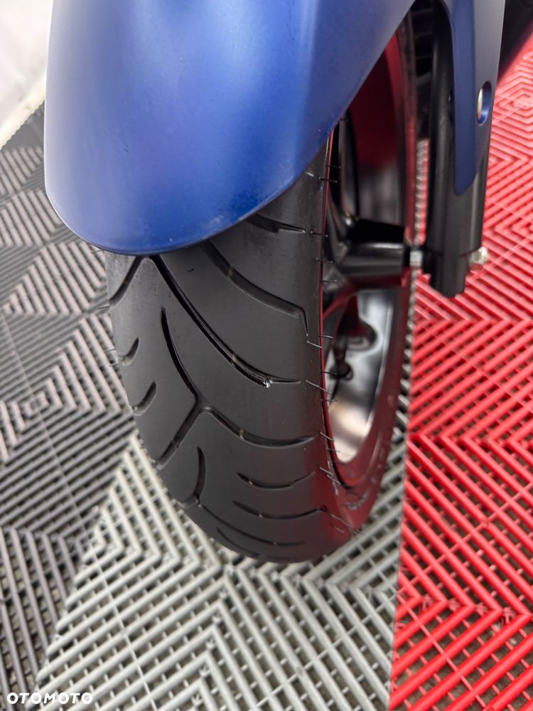 Yamaha NMAX - 9