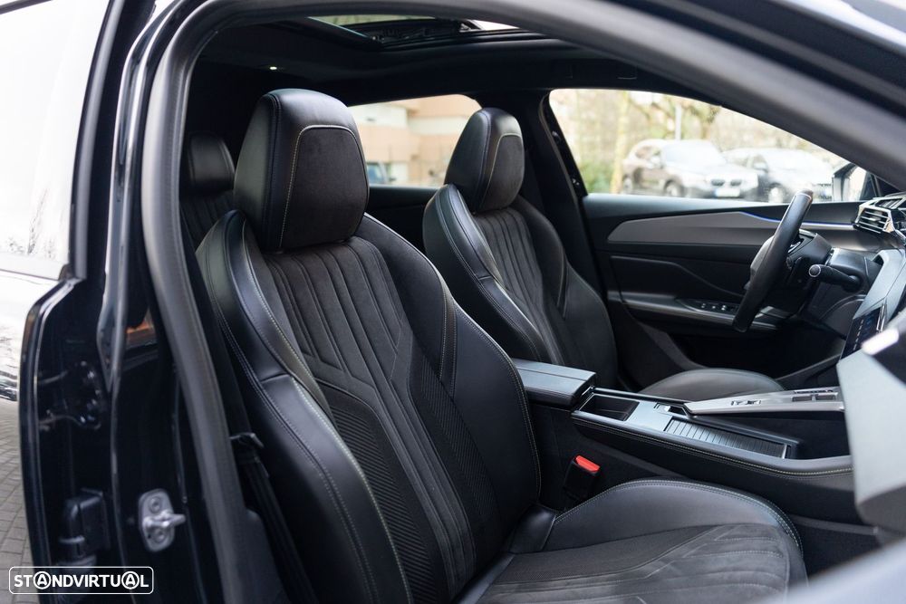 Peugeot 408 180 e-EAT8 GT - 30