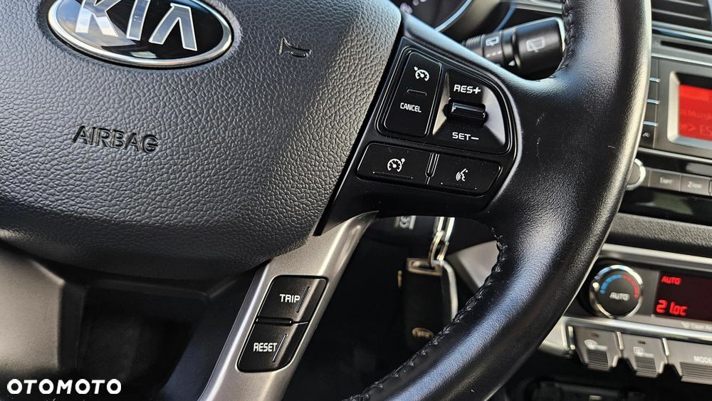 Kia Rio 1.4 Dream-Team Edition - 33