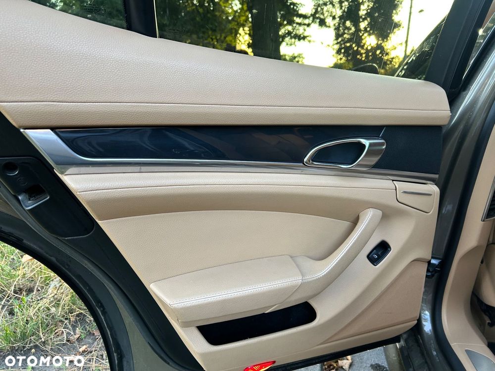 Porsche Panamera Diesel - 17