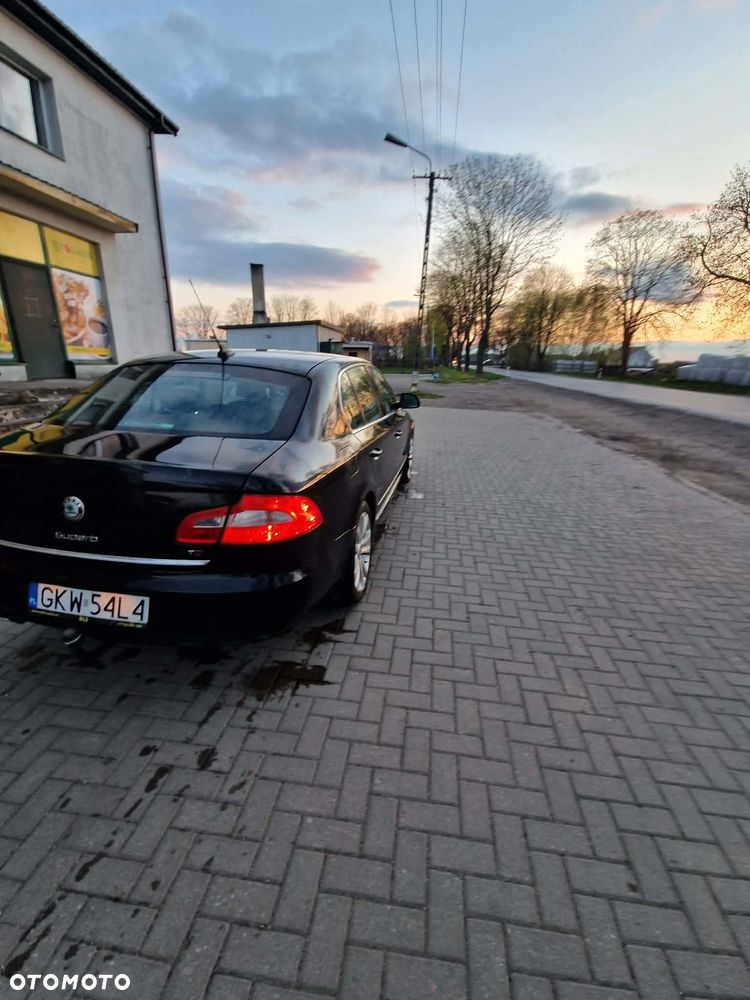 Skoda Superb 2.0 TDI Comfort - 9