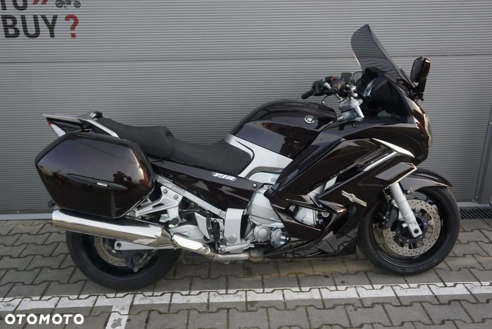Yamaha FJR - 2
