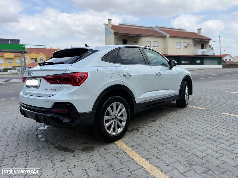 Audi Q3 Sportback - 11