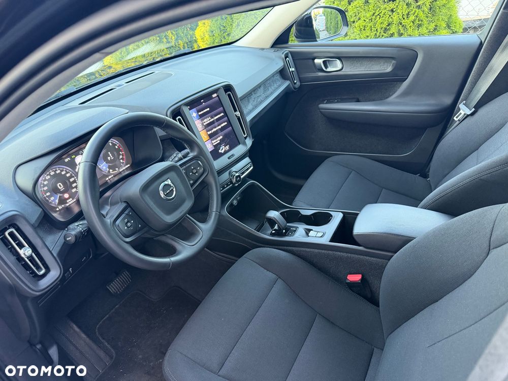 Volvo XC 40 T2 Essential - 12