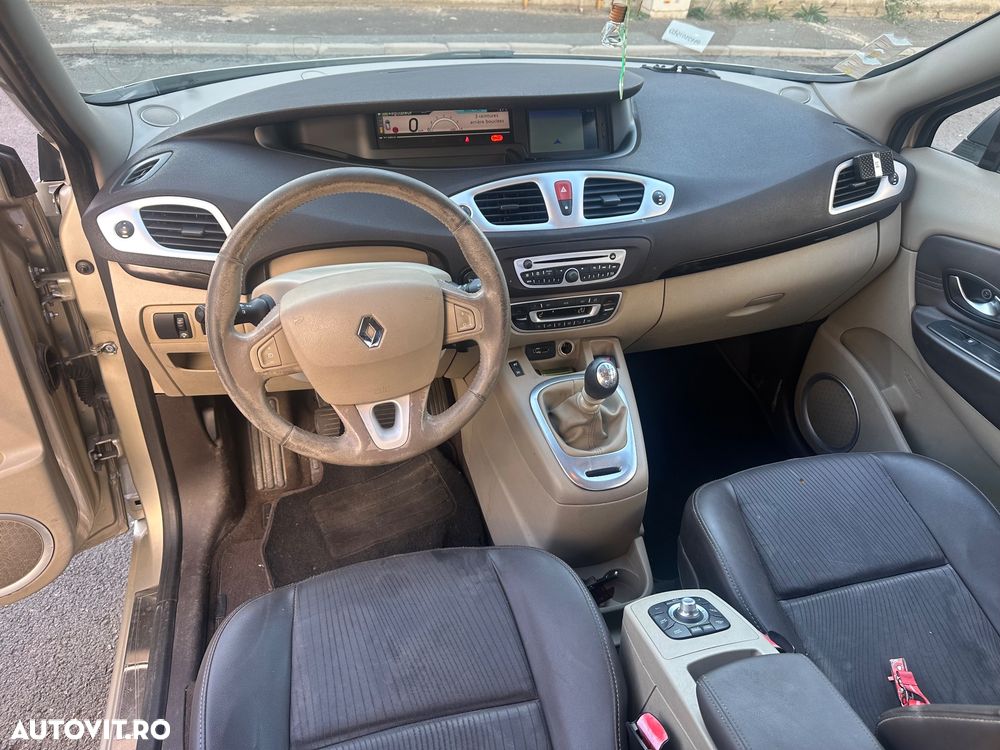 Renault Scenic 1.9dCi Privilege - 14