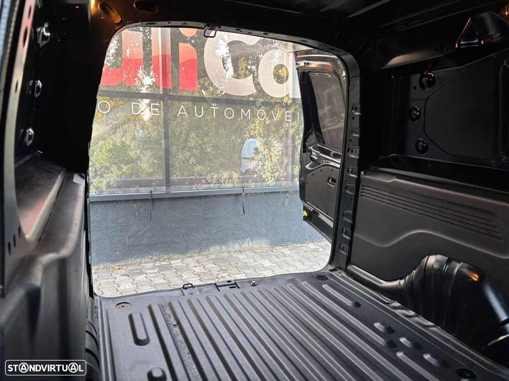 Peugeot Partner 1.5 BlueHDi Asphalt Longa EAT8 - 19