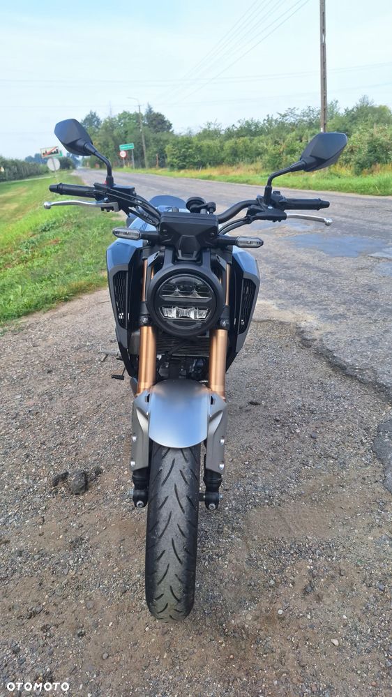 Honda CB - 33