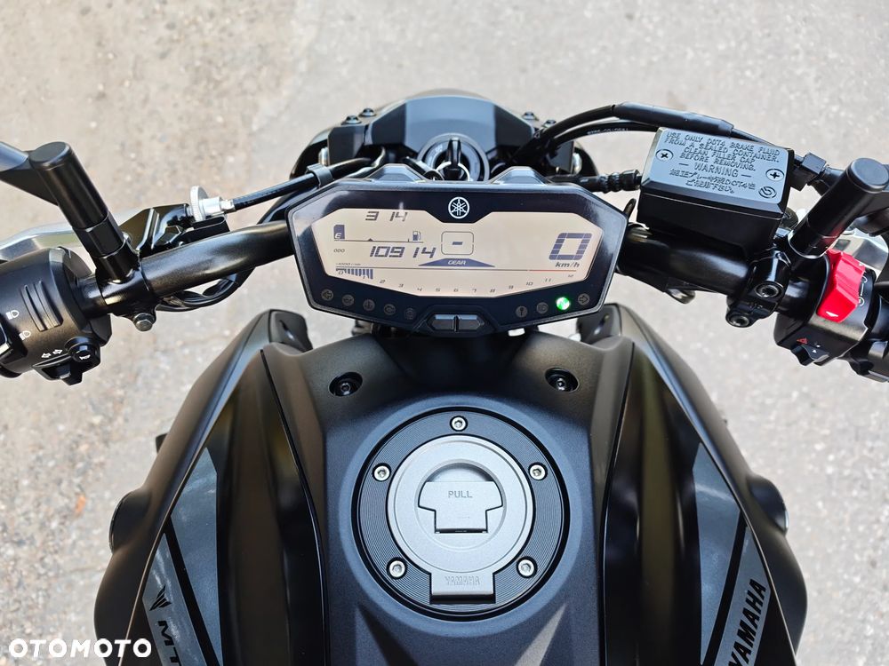 Yamaha MT - 8