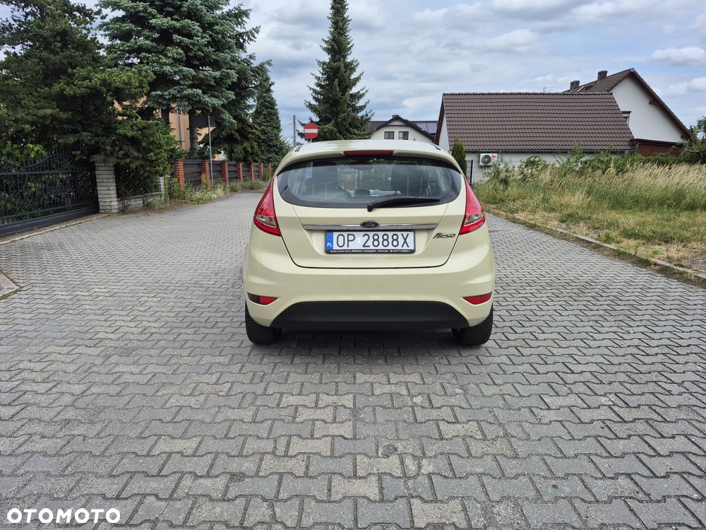 Ford Fiesta - 8