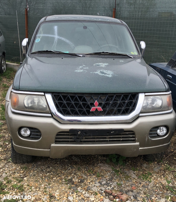 MITSUBISHI PAJERO 3.0i AN 1999