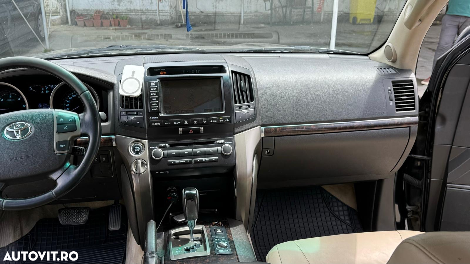 Toyota Land Cruiser V8 4.5 Aut Executive - 6