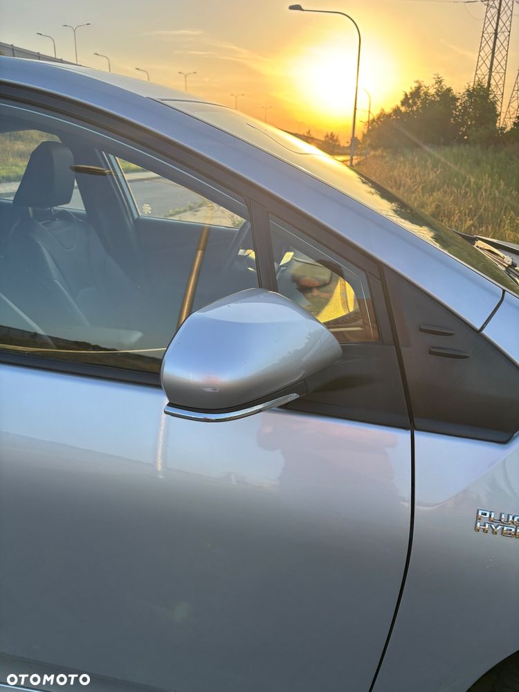 Toyota Prius - 17