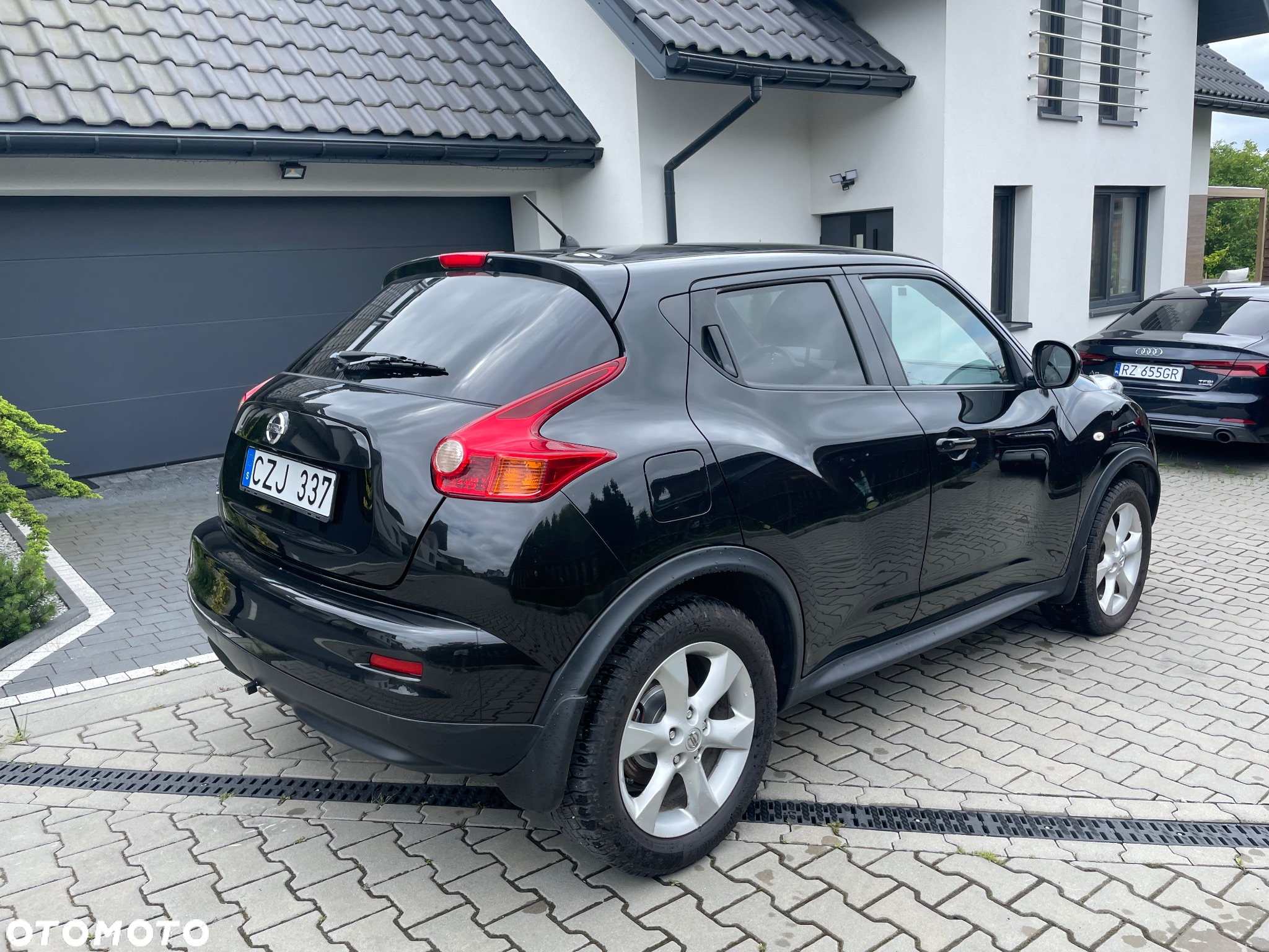 Nissan Juke 1.6 T Shiro - 2