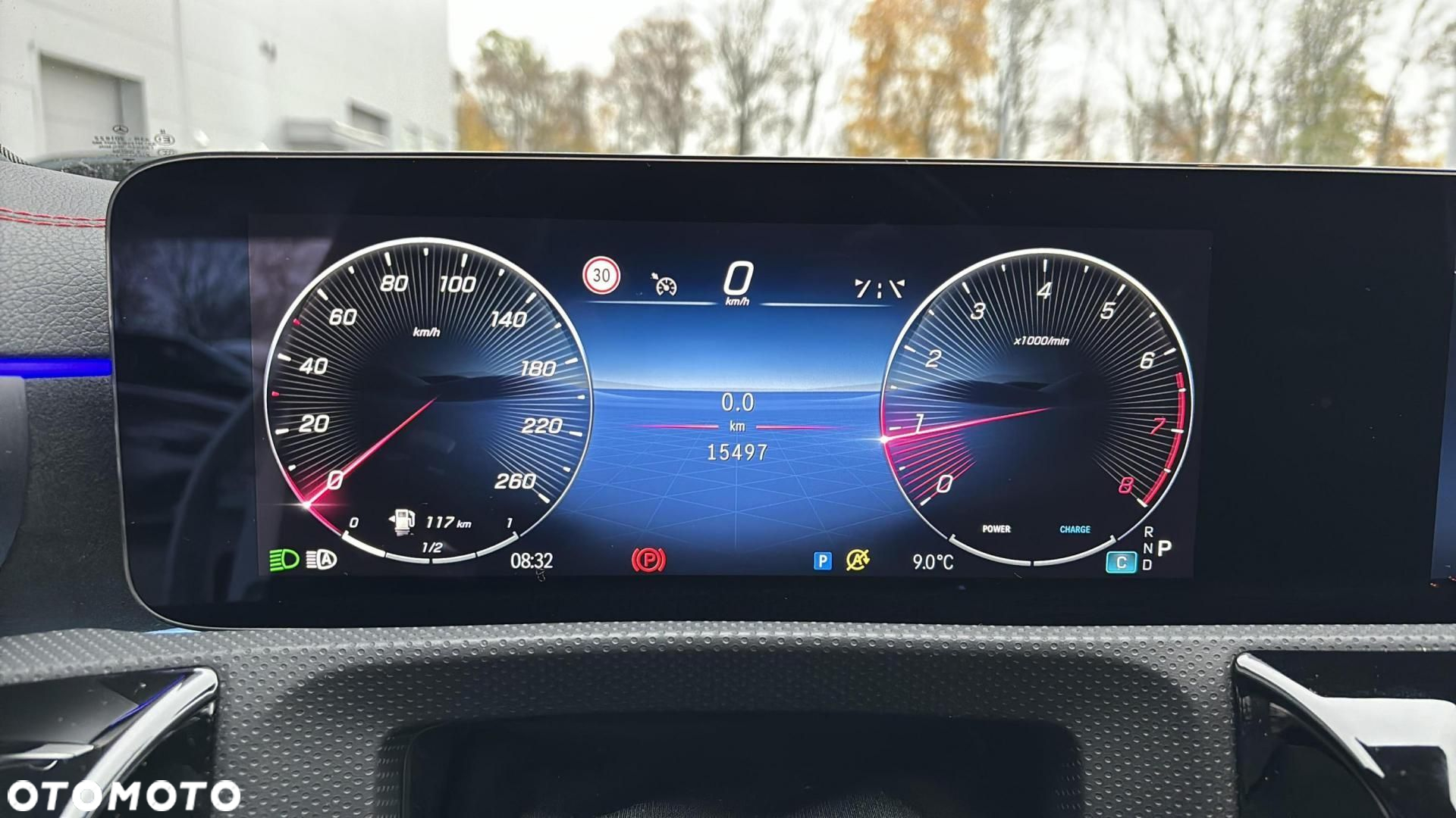 Mercedes-Benz CLA - 10