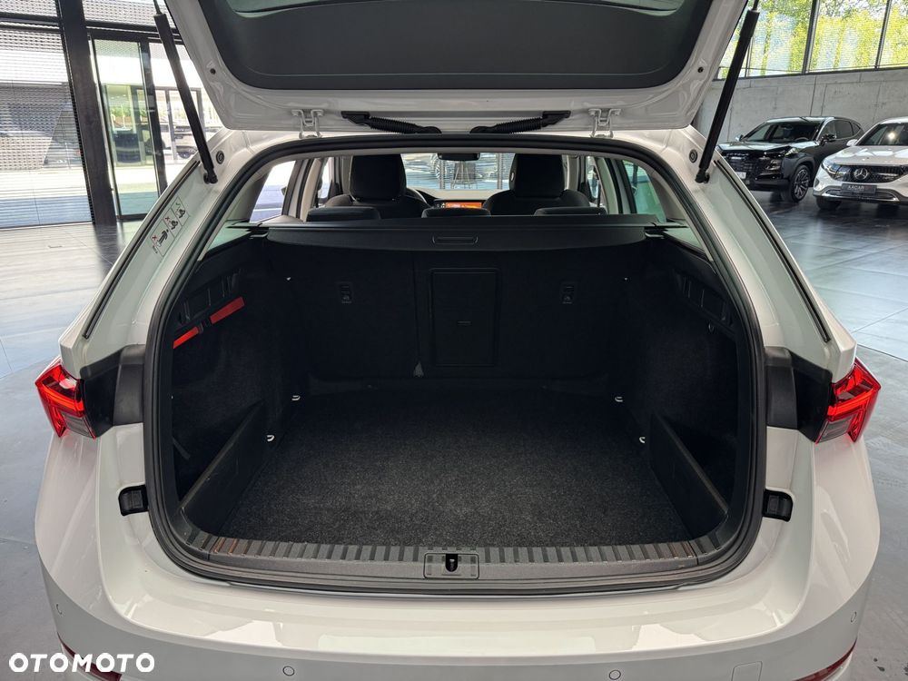 Skoda Octavia 2.0 TDI Ambition DSG - 19