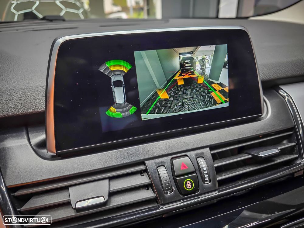 BMW 216 Gran Tourer d Aut. Advantage - 29