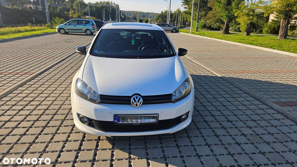 Volkswagen Golf 1.6 TDI Highline - 4