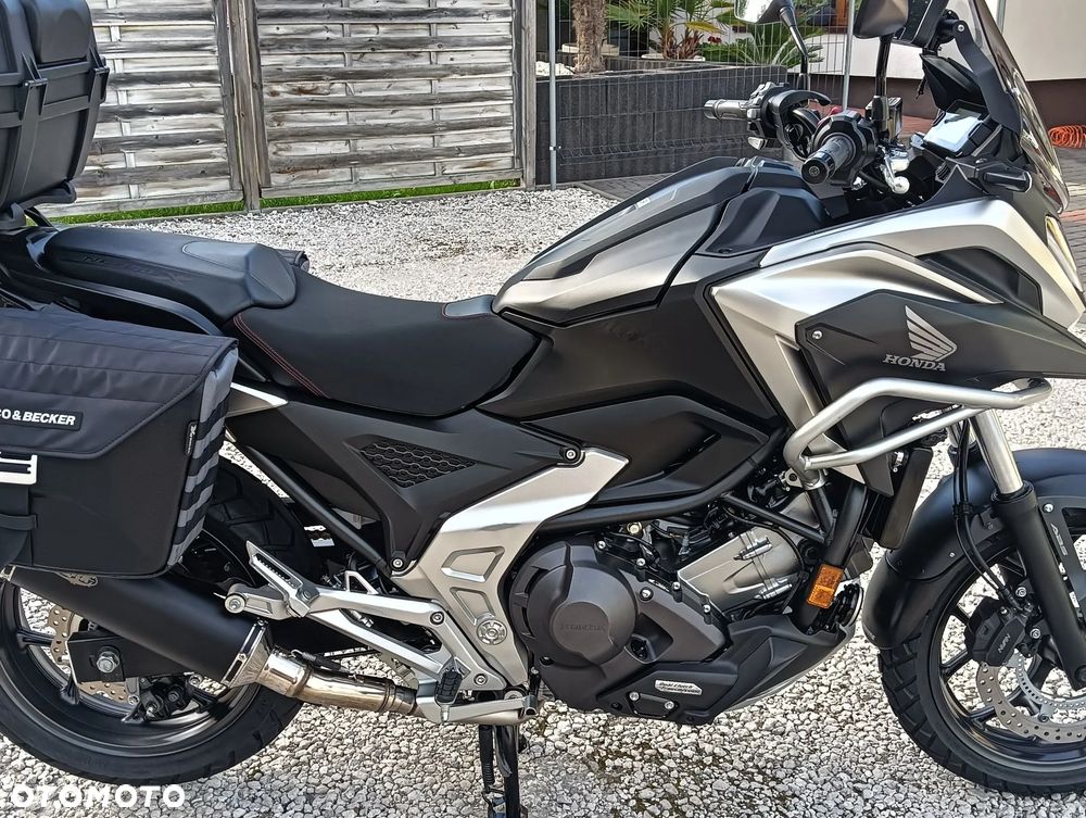 Honda NC - 16