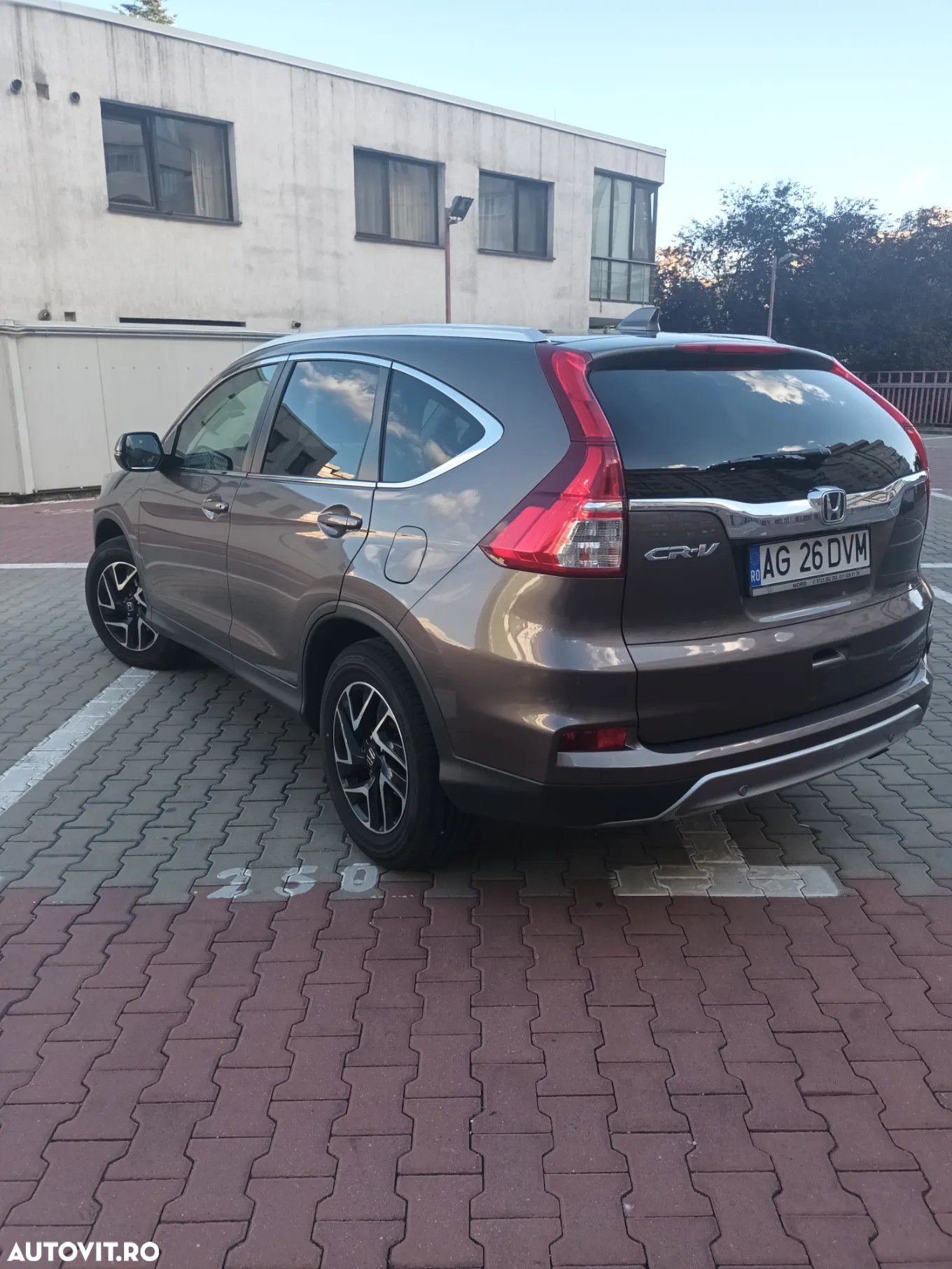 Honda CR-V 2.0 A/T 4WD Elegance - 9
