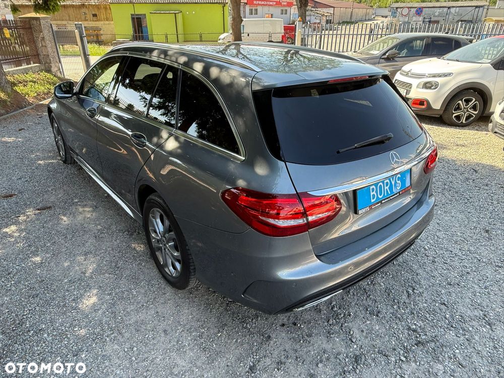 Mercedes-Benz Klasa C 220 d 4-Matic 9G-TRONIC - 34