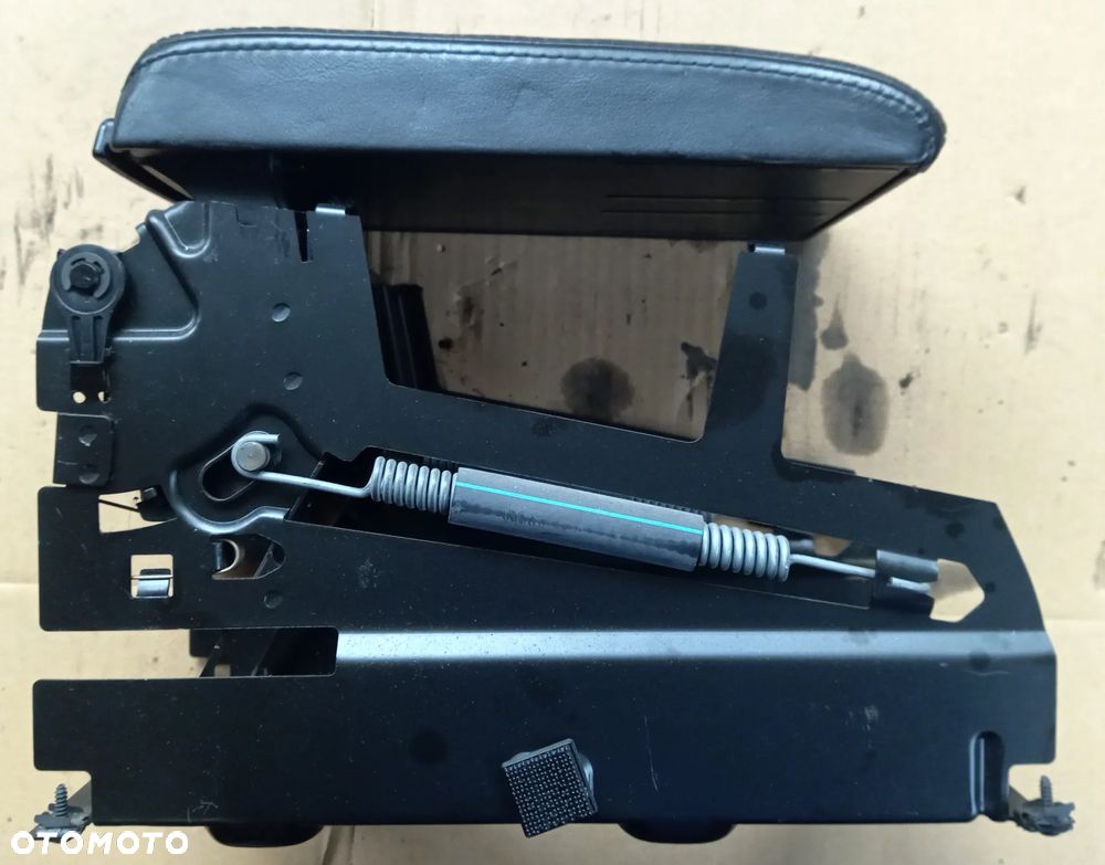 VW Passat B5 lift podłokietnik - 1