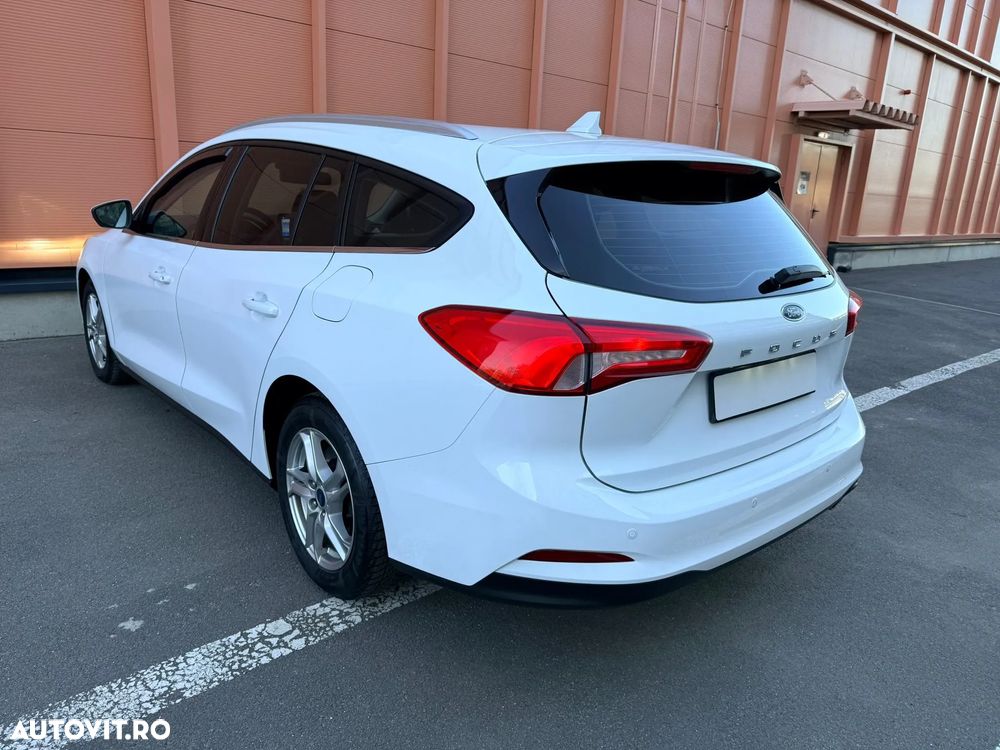 Ford Focus 1.5 EcoBlue Connected - 6